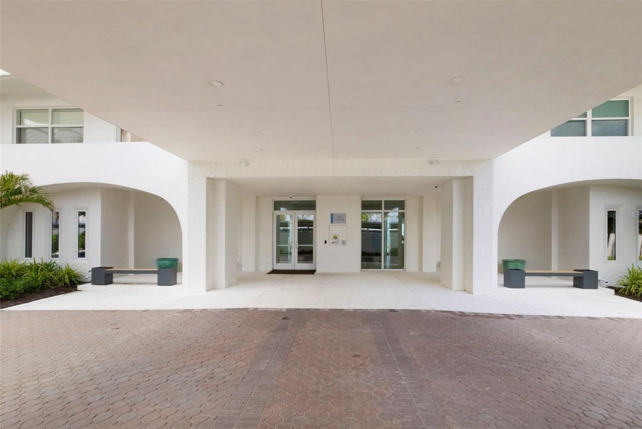 1750 Benjamin Franklin Drive, Unit 6F, Sarasota, FL 34236 Photo