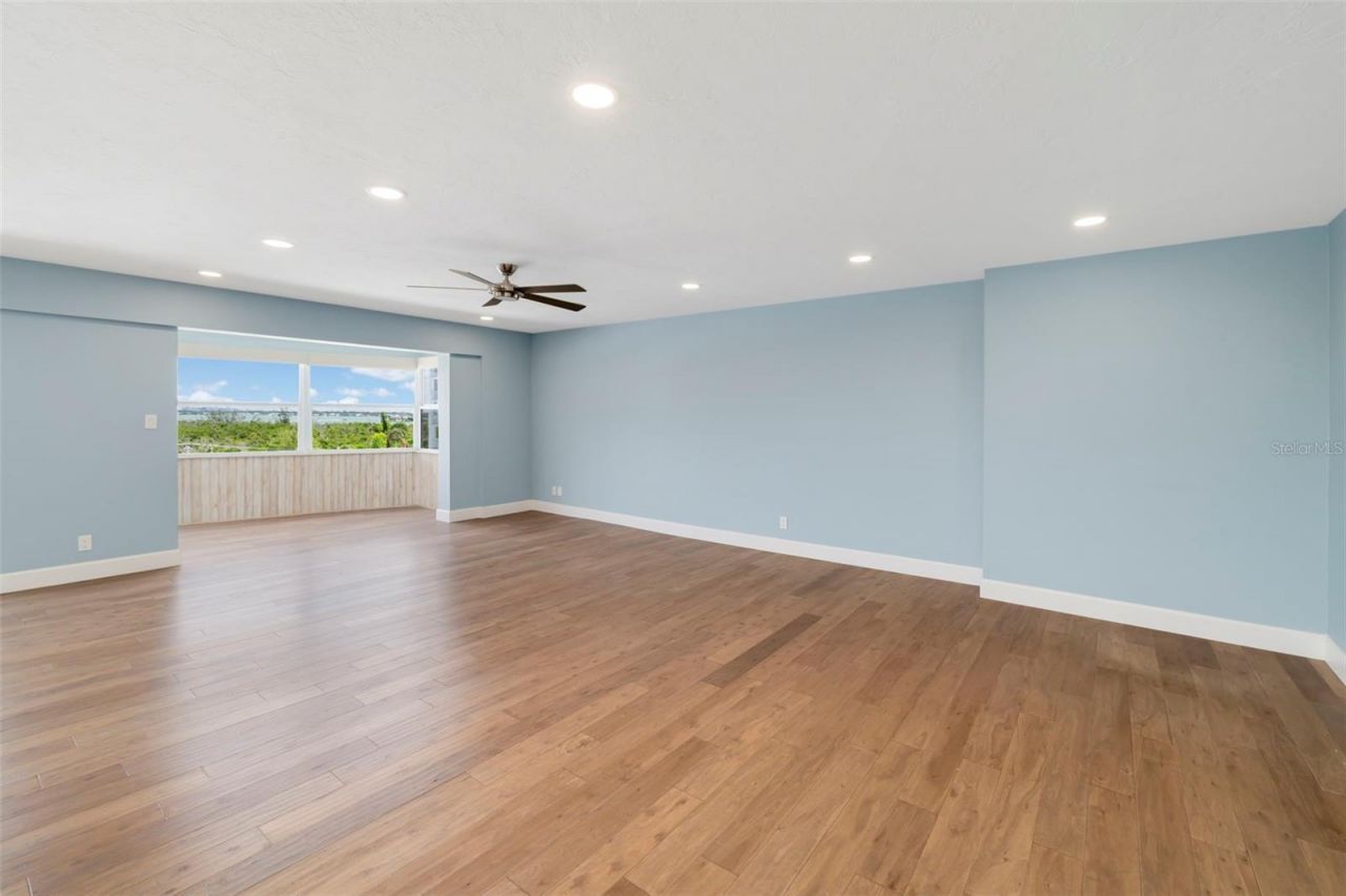 1750 Benjamin Franklin Drive, Unit 6F, Sarasota, FL 34236 Photo