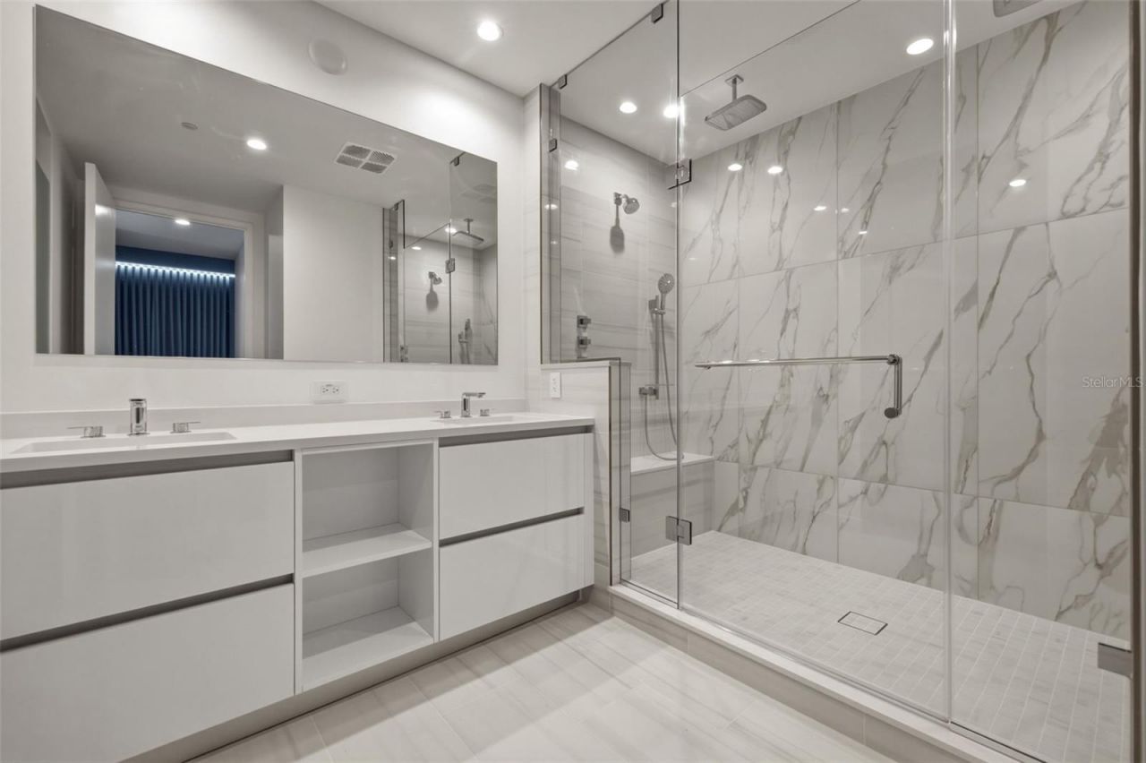 400 Central Avenue , Unit 3103, Saint Petersburg, FL 33701 Photo