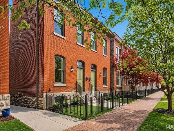 2329 Hickory Street , St Louis, MO 63104
