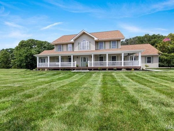 23186 Buck Track Lane , Warrenton, MO 63383