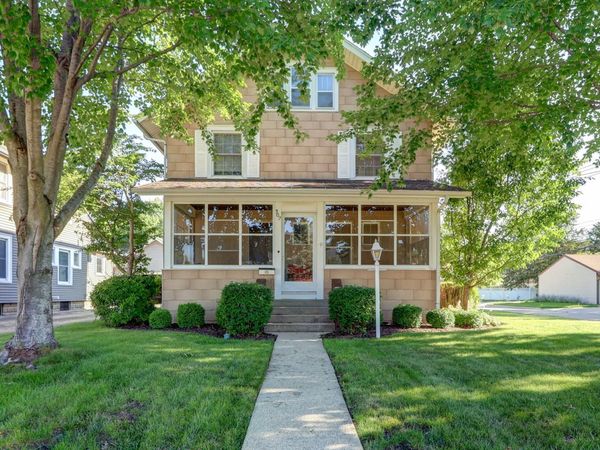 302 W 13th Street , Sterling, IL 61081