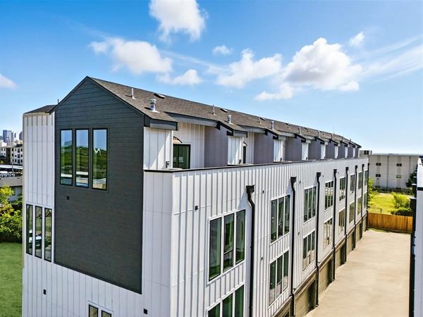 312 N Lancaster Avenue, Unit 12, Dallas, TX 75203