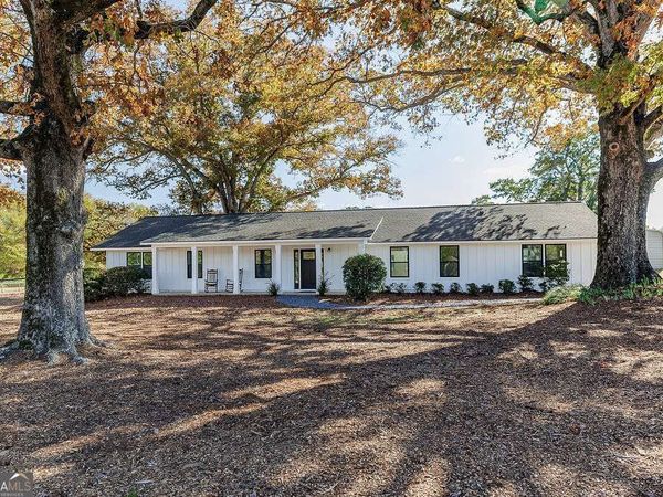1412 Old Bishop Road, Bishop, GA 30621