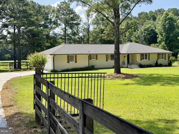 852 Mobley Bridge Road, Hogansville, GA 30230