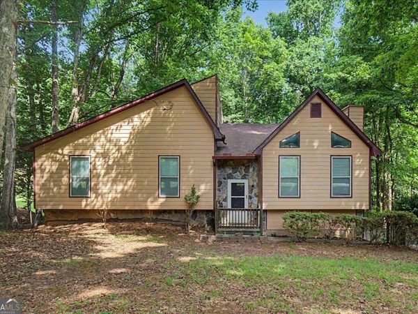 380 N Victoria Road, Woodstock, GA 30189
