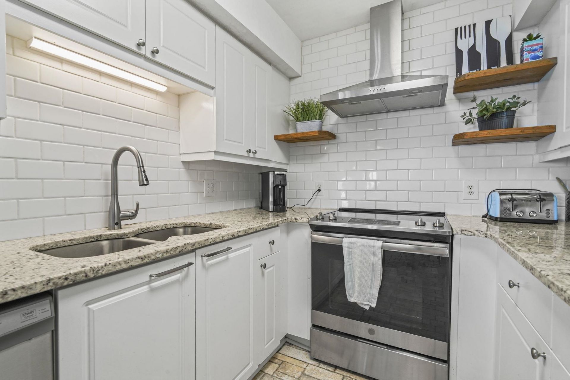 201 S Ocean Blvd. Photo 6