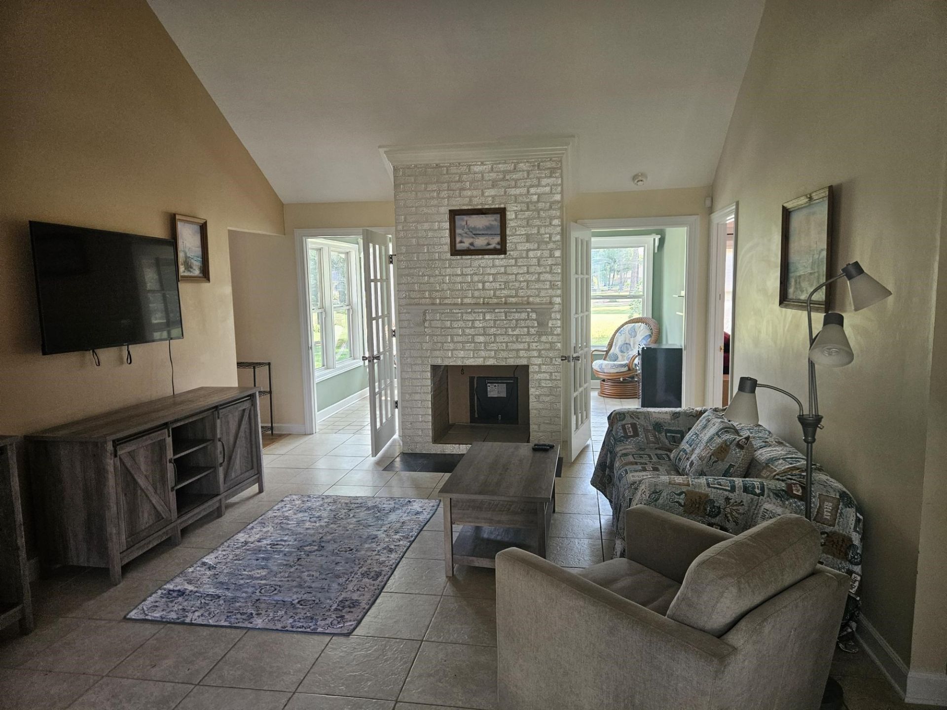 4712 Southern Trail Photo 7