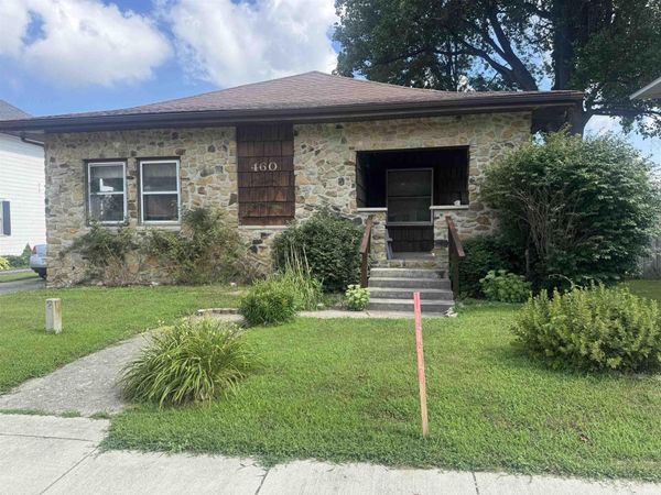 460 E MAIN Street, Russiaville, IN 46979