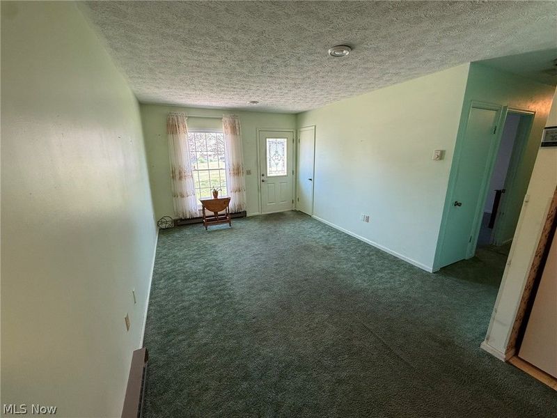 1019 Gordon Square NE, Bolivar, OH 44612 Photo 2
