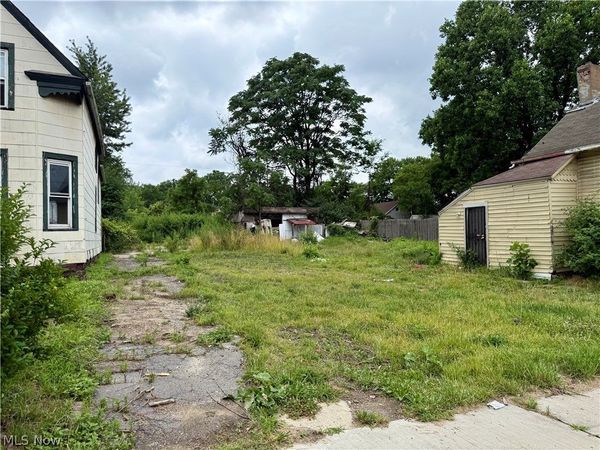 4926 Frazee Avenue , Cleveland, OH 44127