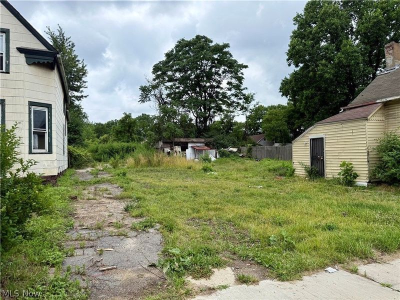4926 Frazee Avenue, Cleveland, OH 44127 Photo 1