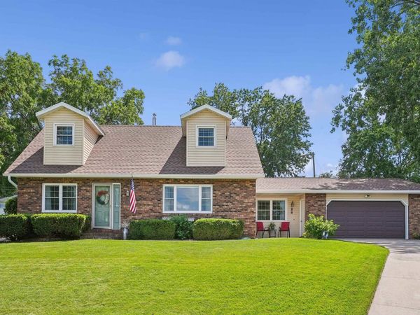 1535 Maxine Avenue, Waterloo, IA 50701