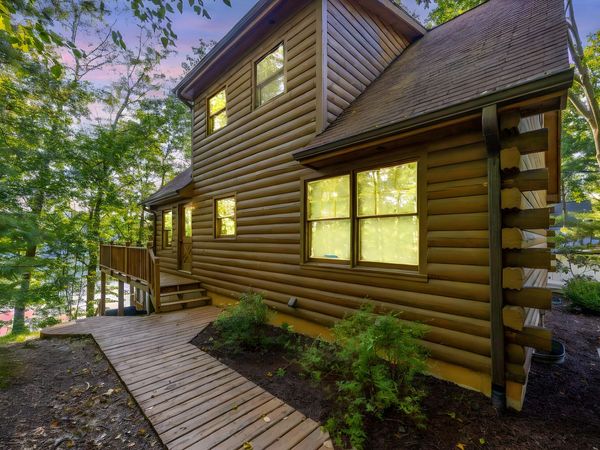 8711 N Island Drive, Stanwood, MI 49346
