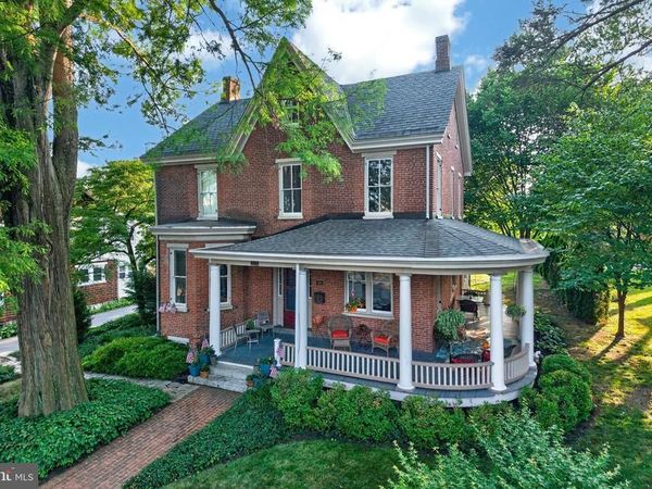 222 S UNION STREET, KENNETT SQUARE, PA 19348