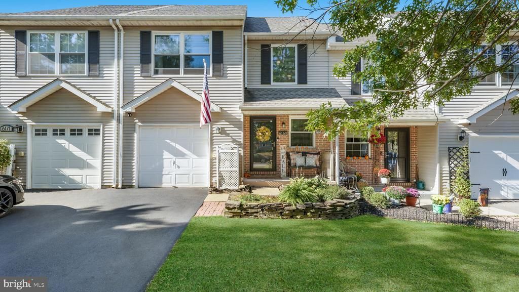 6169 MOUNTAIN LAUREL COURT , PIPERSVILLE, PA 18947