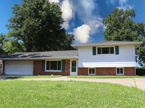 1508 SPRINGFIELD Road, East Peoria, IL 61611