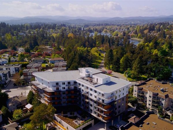 1075 Tillicum Rd , Unit #608, Esquimalt, BC V9A 2A4