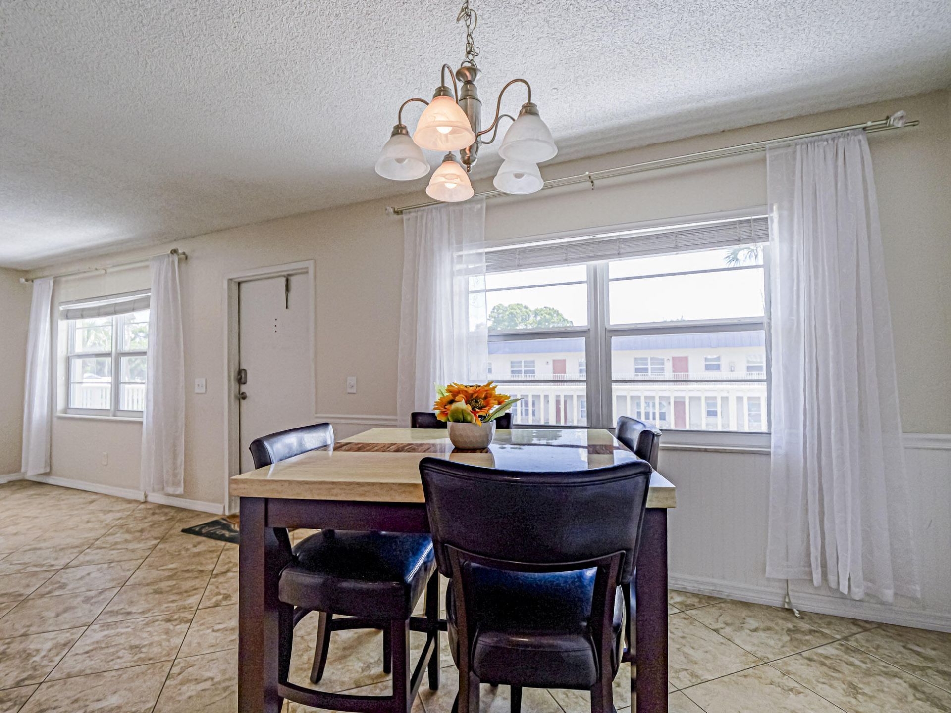923 22nd Place, Unit 219, Vero Beach, FL 32960 Photo