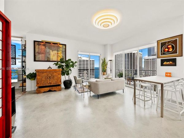 133 NE 2nd Ave , Unit 2702, Miami, FL 33132