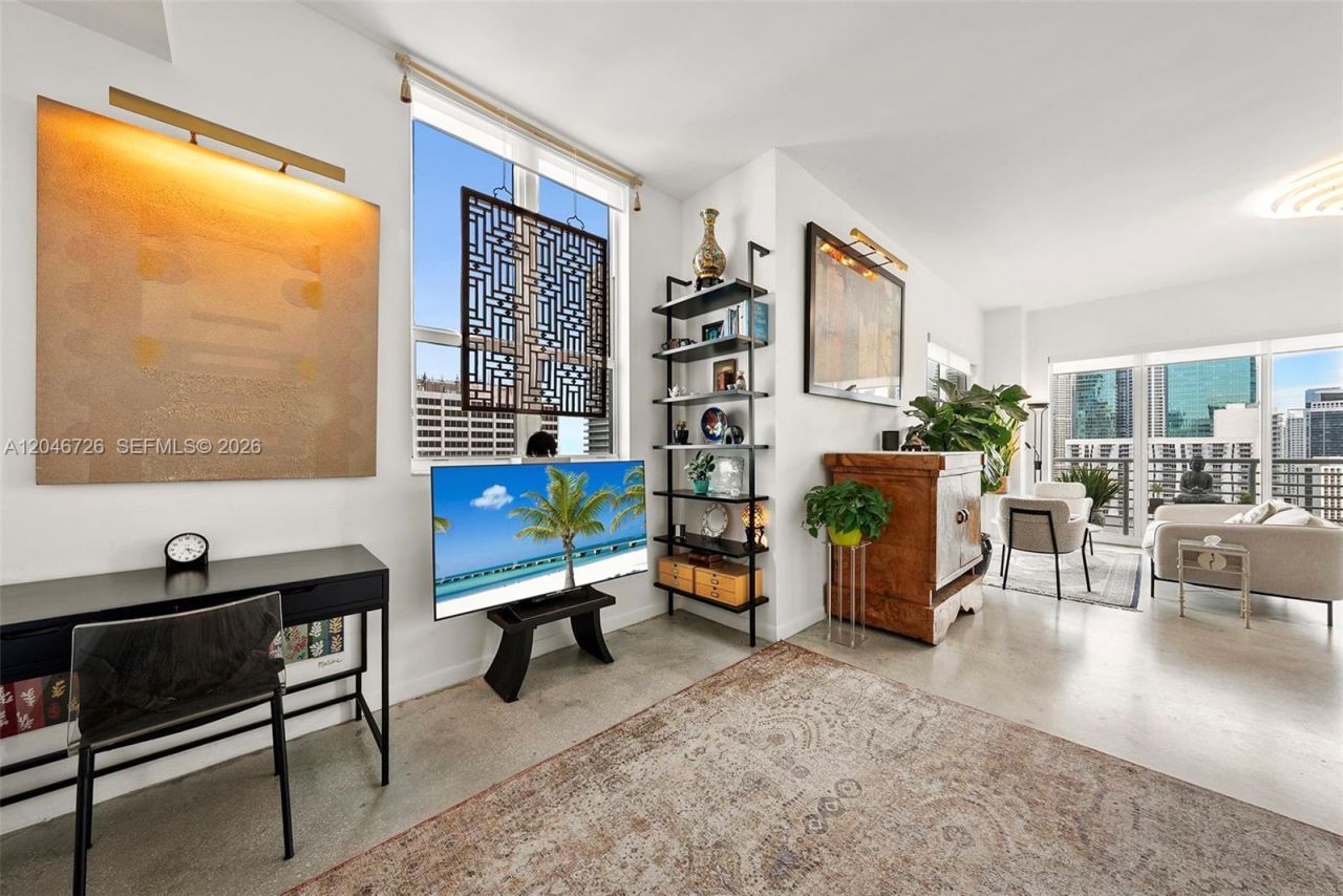 133 NE 2nd Ave , Unit 2702, Miami, FL 33132 Photo