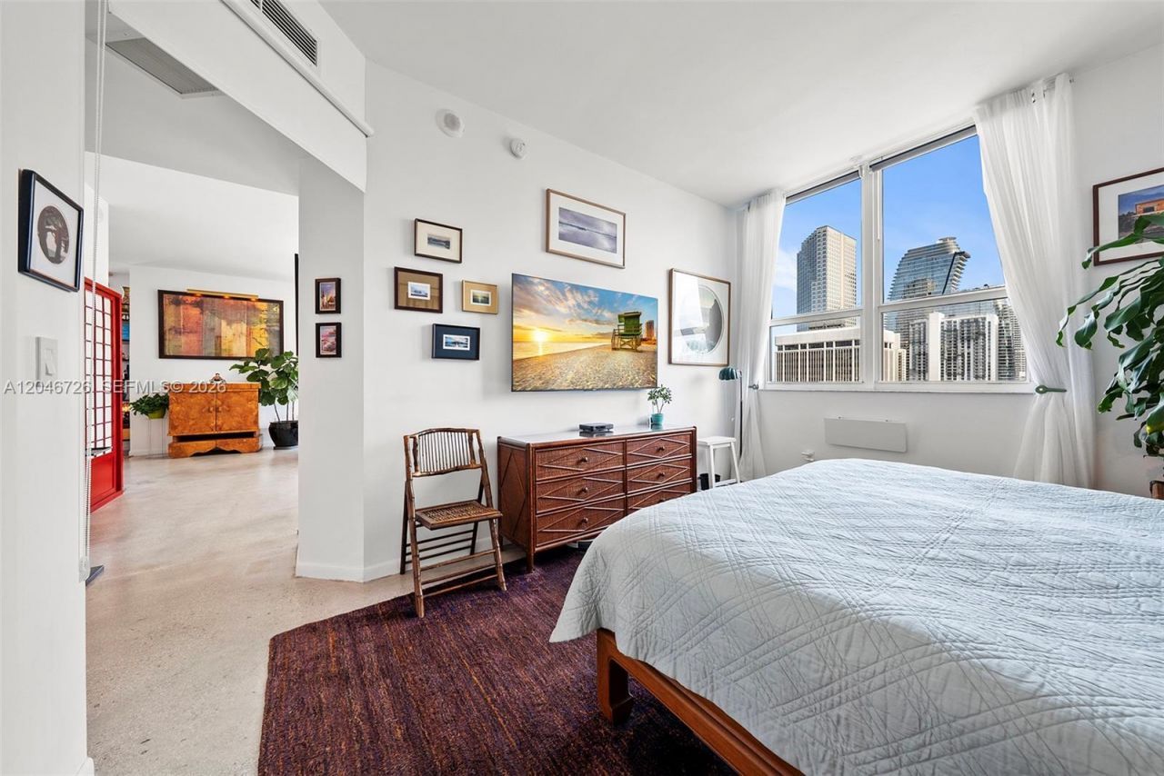 133 NE 2nd Ave , Unit 2702, Miami, FL 33132 Photo
