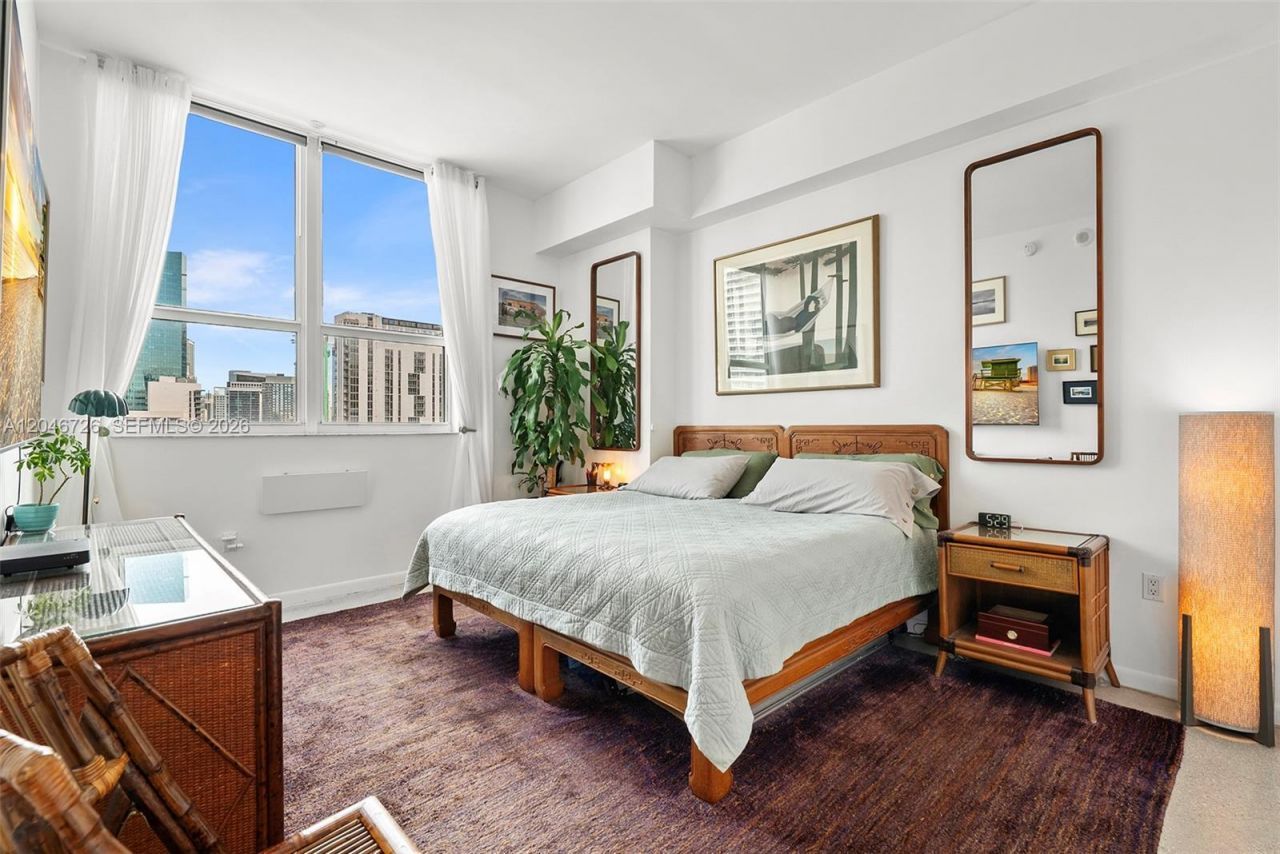 133 NE 2nd Ave , Unit 2702, Miami, FL 33132 Photo