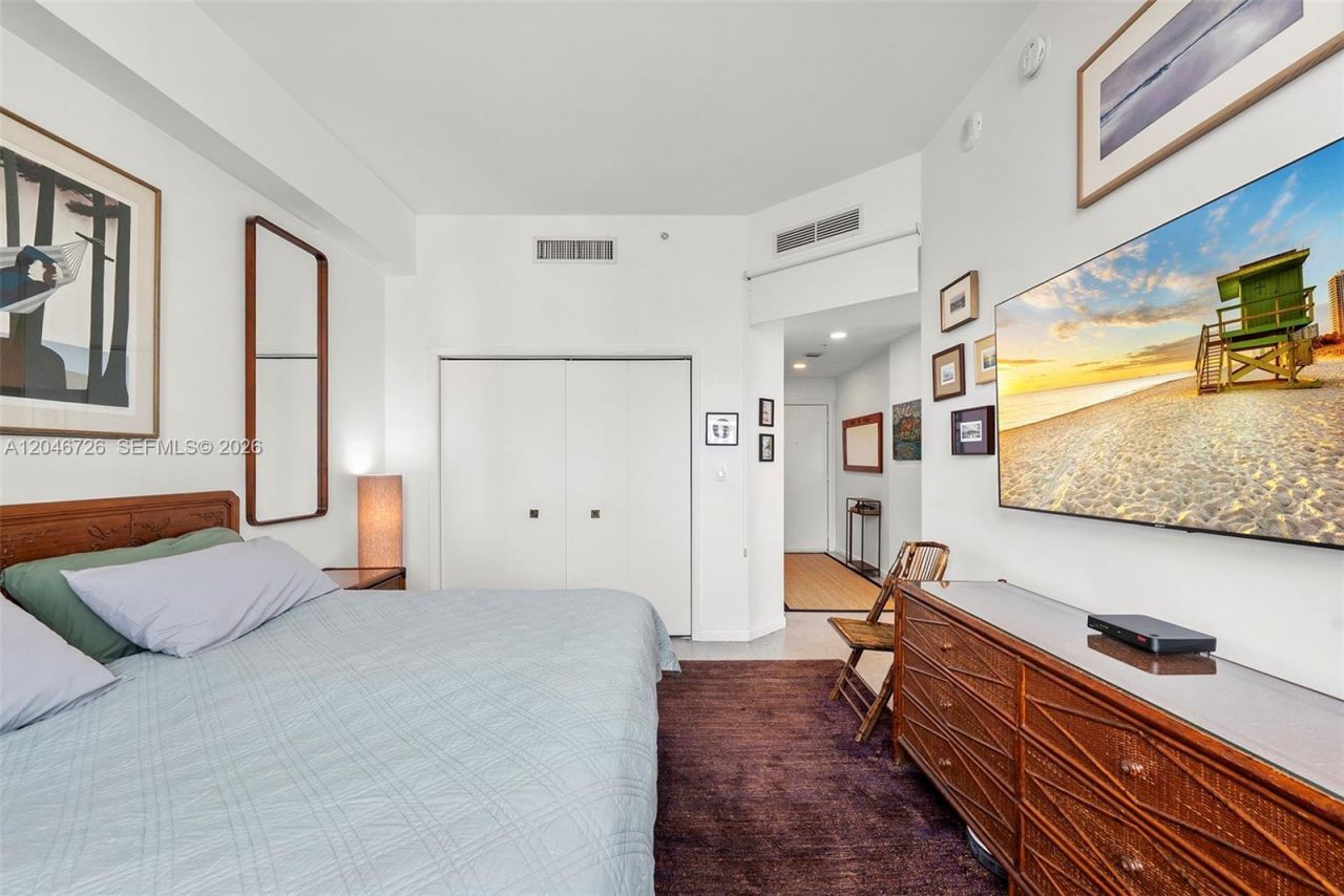 133 NE 2nd Ave , Unit 2702, Miami, FL 33132 Photo
