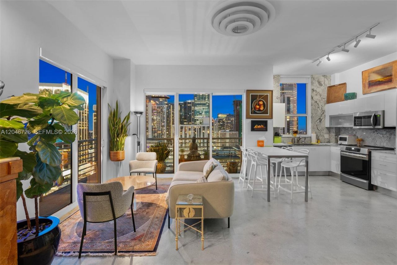 133 NE 2nd Ave , Unit 2702, Miami, FL 33132 Photo