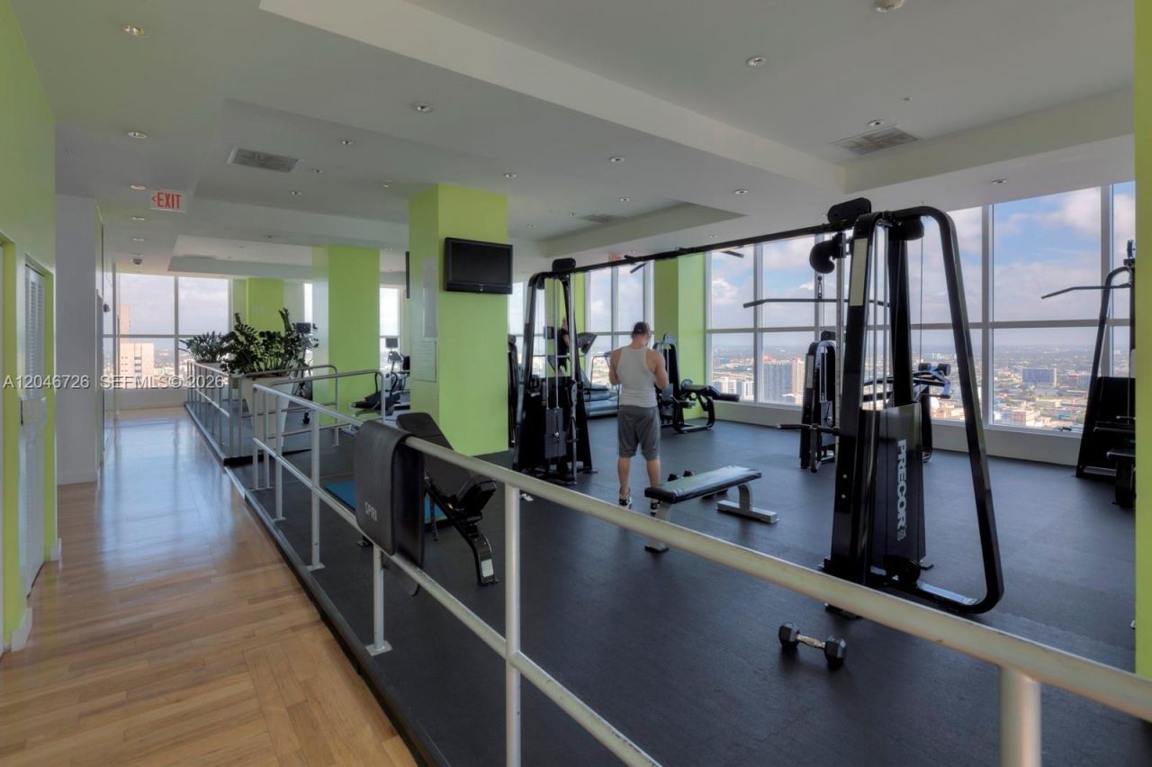 133 NE 2nd Ave , Unit 2702, Miami, FL 33132 Photo