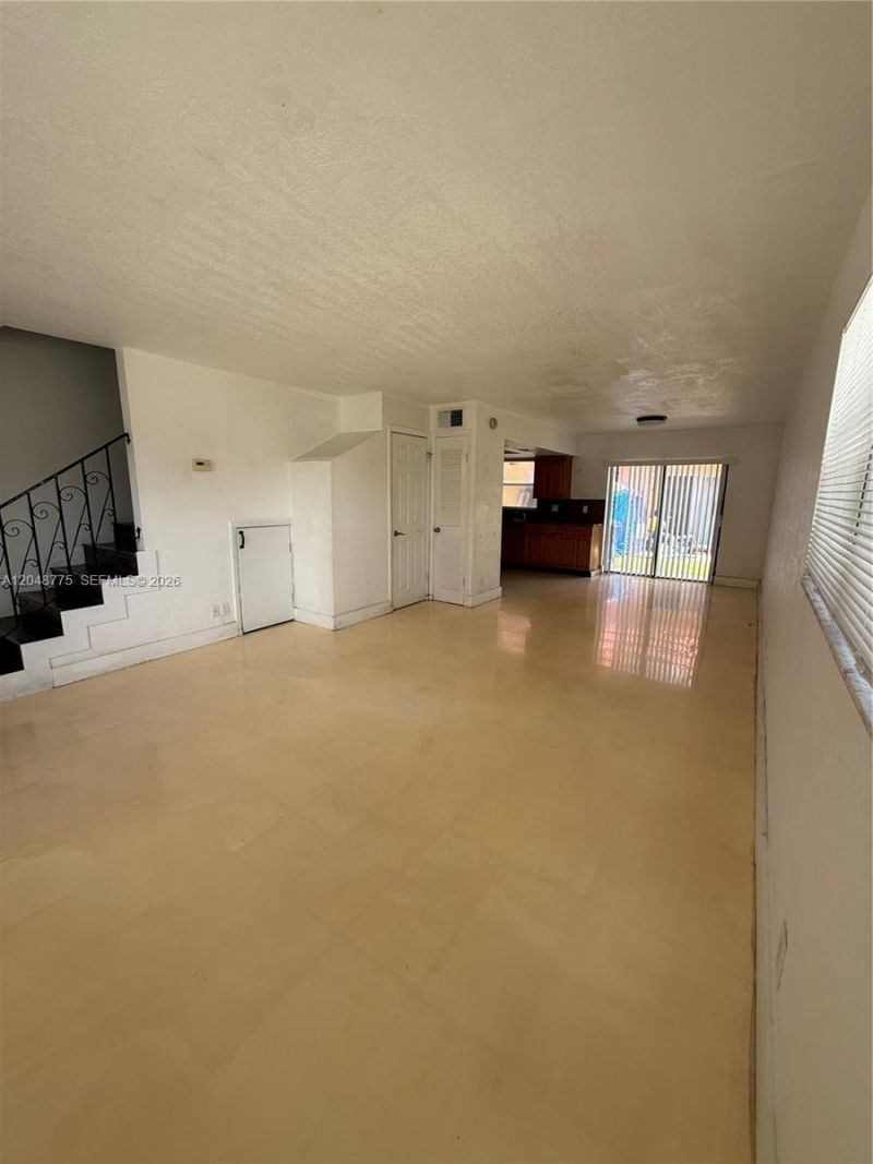 5231 NW 27th St, Unit 8A, Lauderhill, FL 33313 Photo