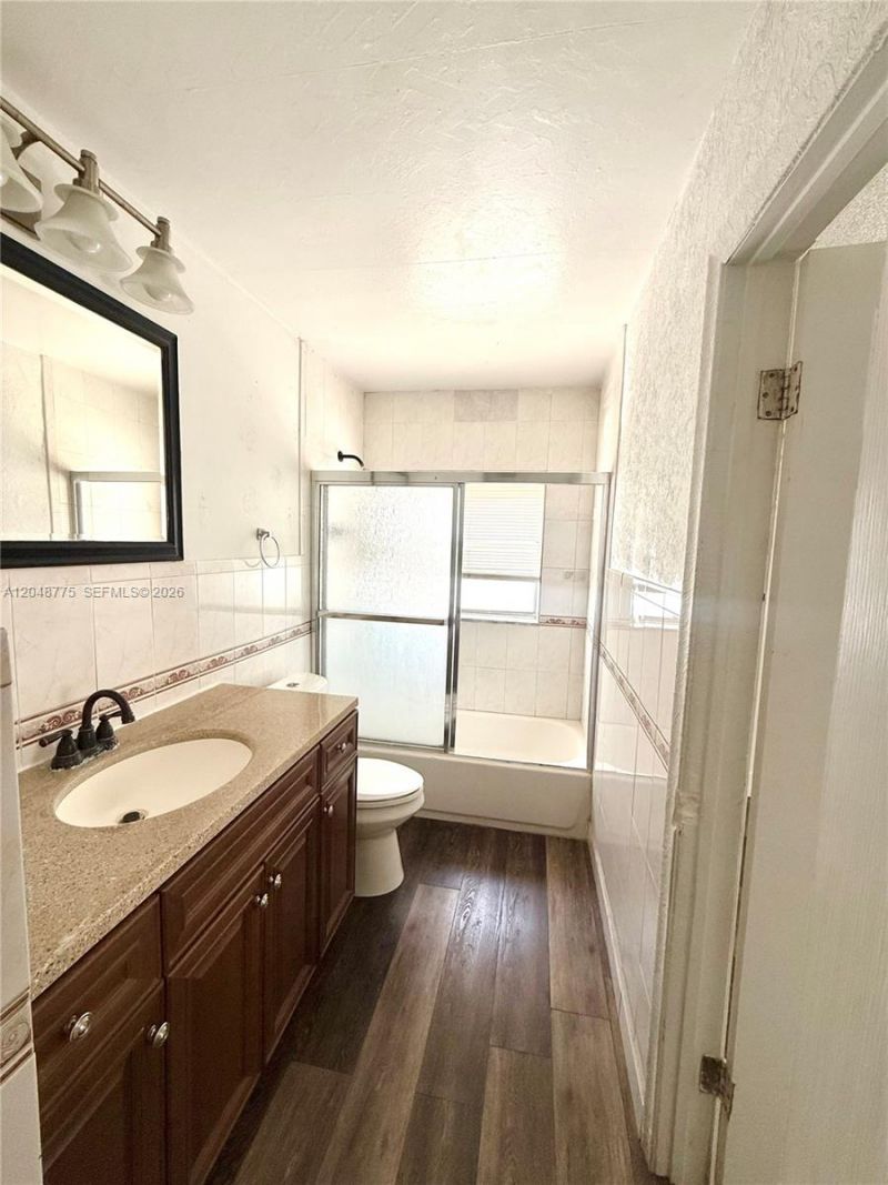 5231 NW 27th St, Unit 8A, Lauderhill, FL 33313 Photo