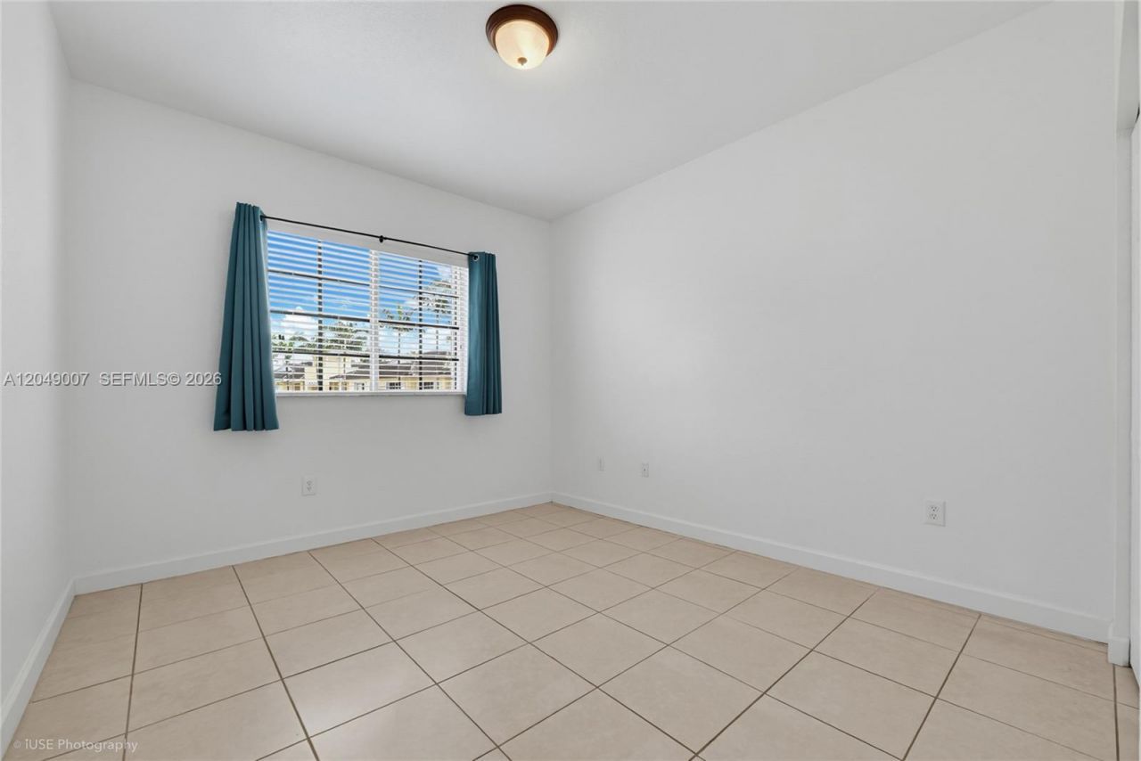 2630 NE 3rd Dr , Unit 204, Homestead, FL 33033 Photo