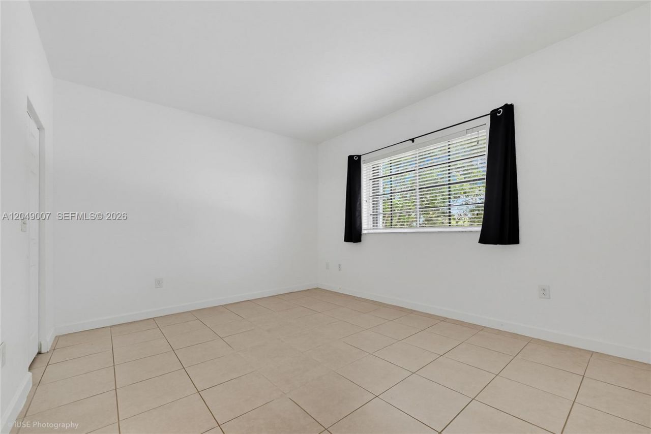 2630 NE 3rd Dr , Unit 204, Homestead, FL 33033 Photo