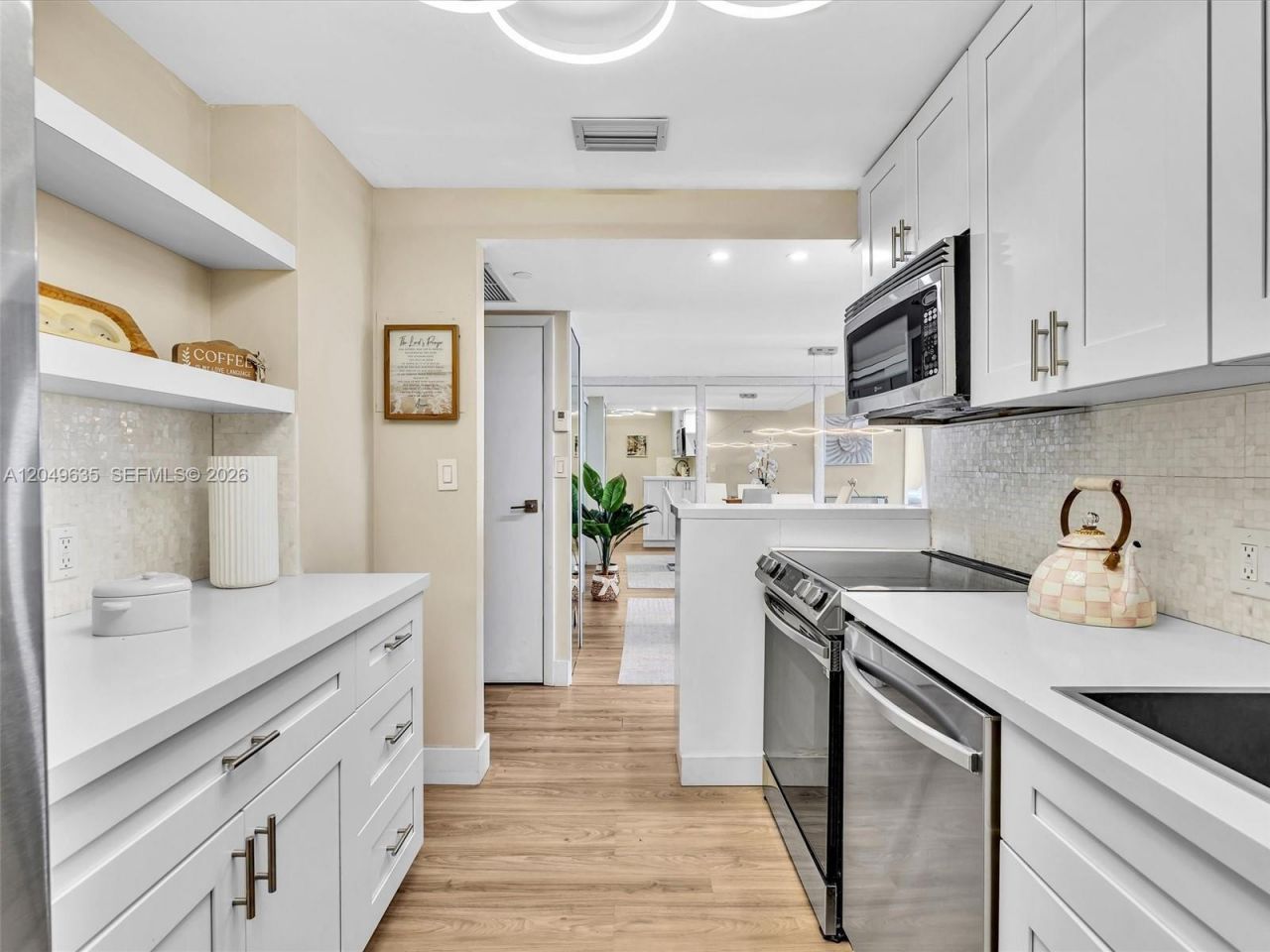 20301 W Country Club Dr , Unit 622, Aventura, FL 33180 Photo