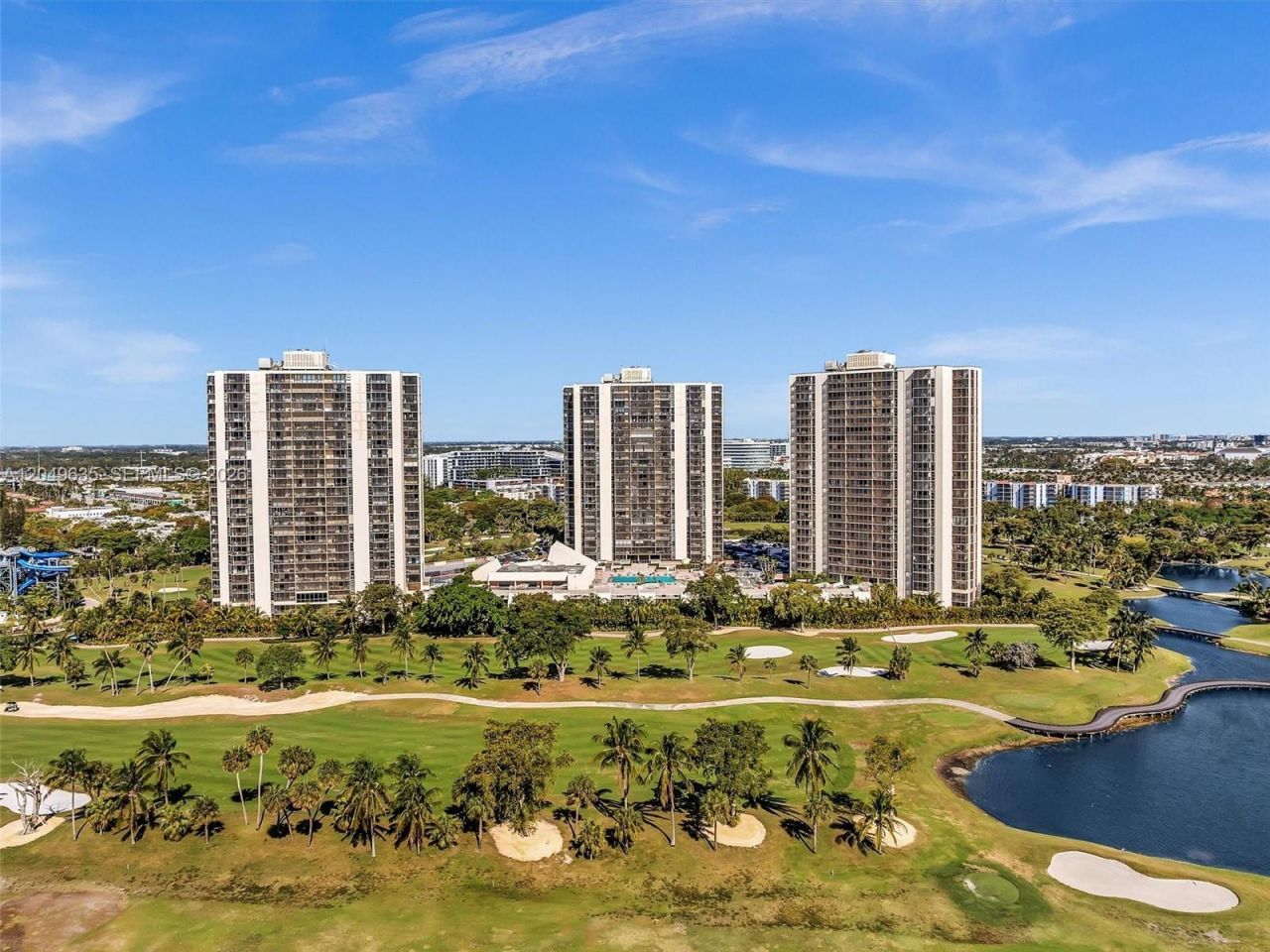 20301 W Country Club Dr , Unit 622, Aventura, FL 33180 Photo