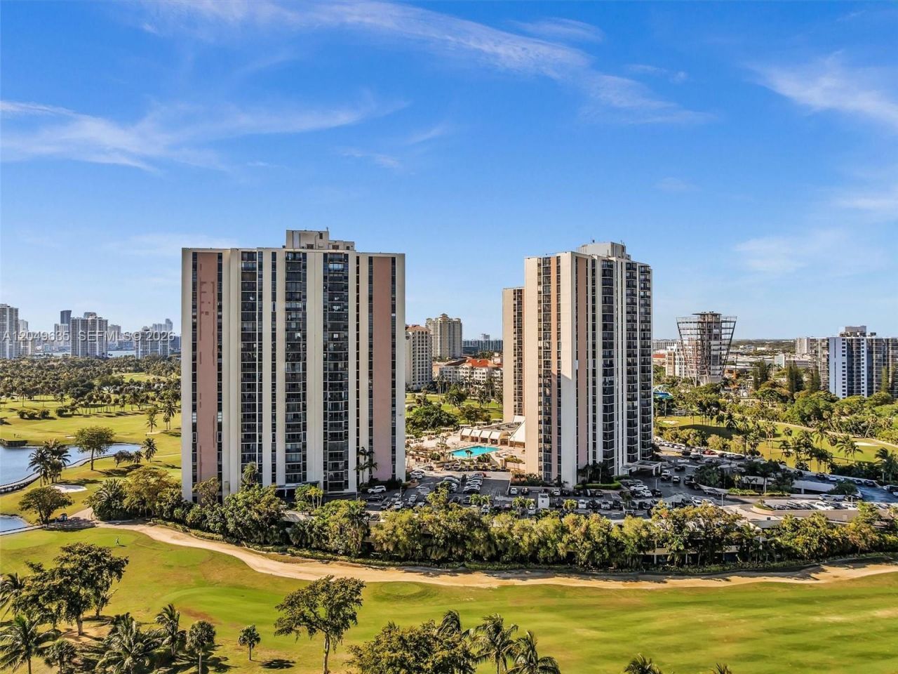 20301 W Country Club Dr , Unit 622, Aventura, FL 33180 Photo