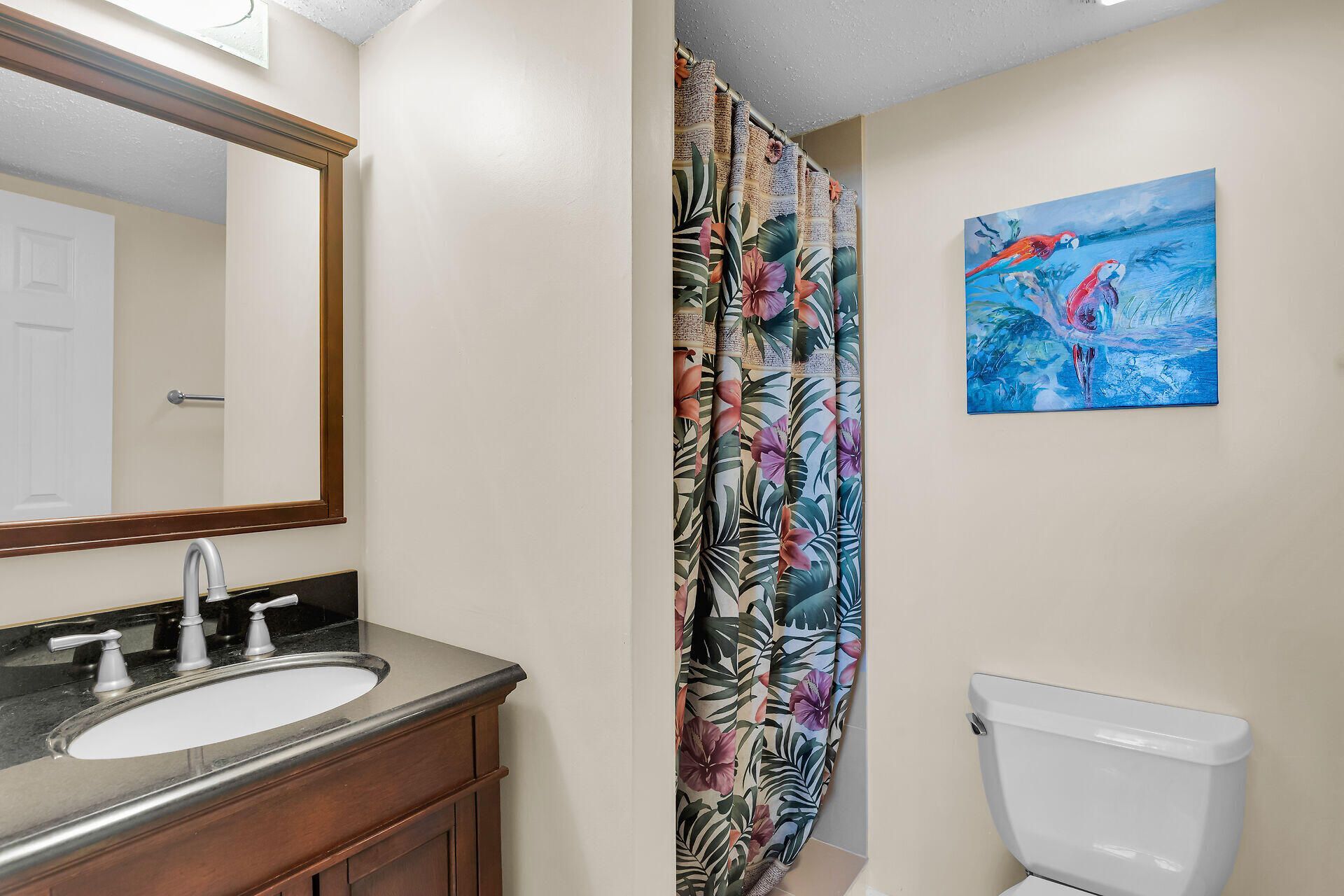 88540 Overseas Highway, Unit APT 304, Islamorada, FL 33070 Photo