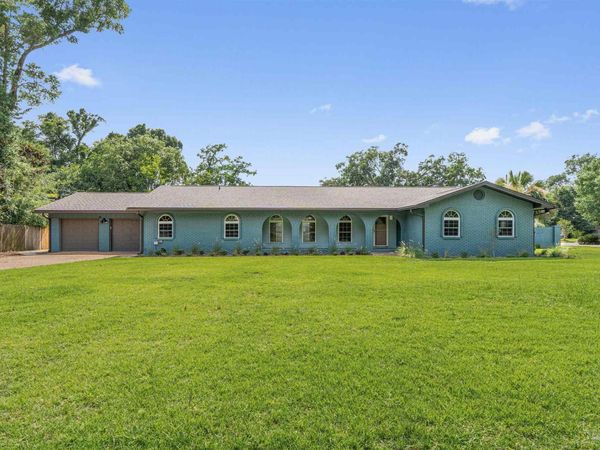 2295 N 20th Ave, Pensacola, FL 32503