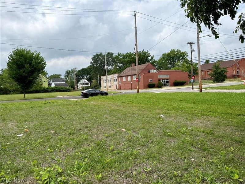 3313 E 126th Street, Cleveland, OH 44120 Photo 3