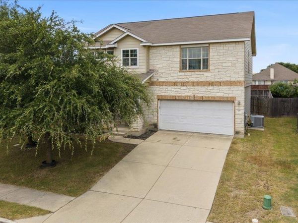 108 Quarry LN, Liberty Hill, TX 78642