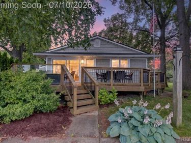 35 N Hulbert Street, White Lake Twp, MI 48386