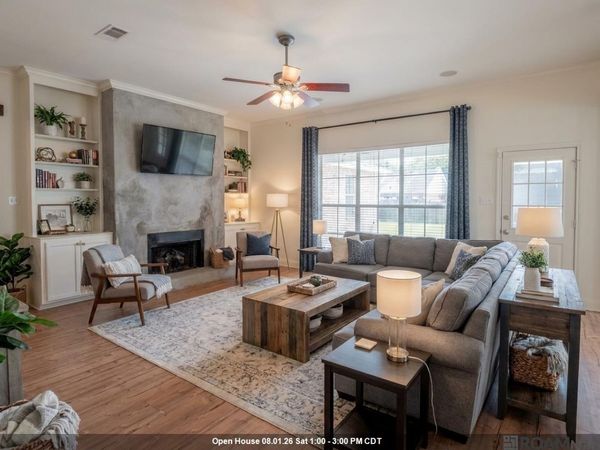 6215 Destrehan Dr, Baton Rouge, LA 70820