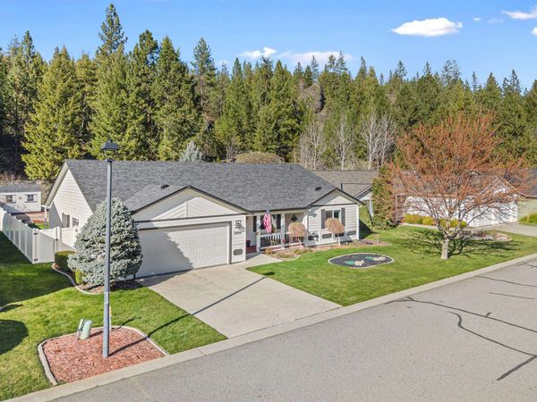 6004 Ruby Way, Nine Mile Falls, WA 99026
