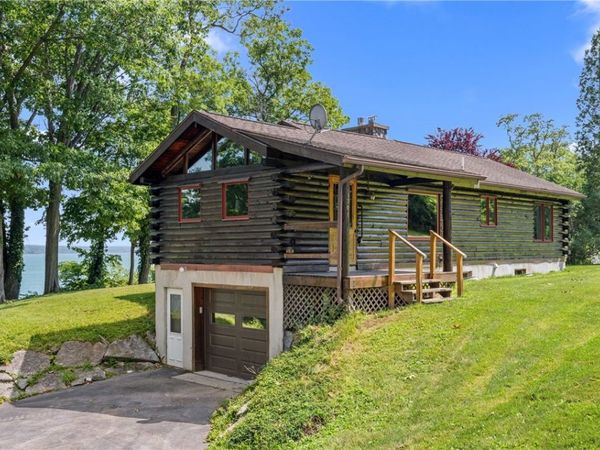 4301 Leaderview Lane , Seneca Falls, NY 13148