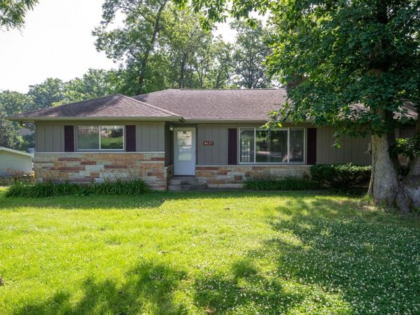 9637 Manor Woods Road, Fort Wayne, IN 46004