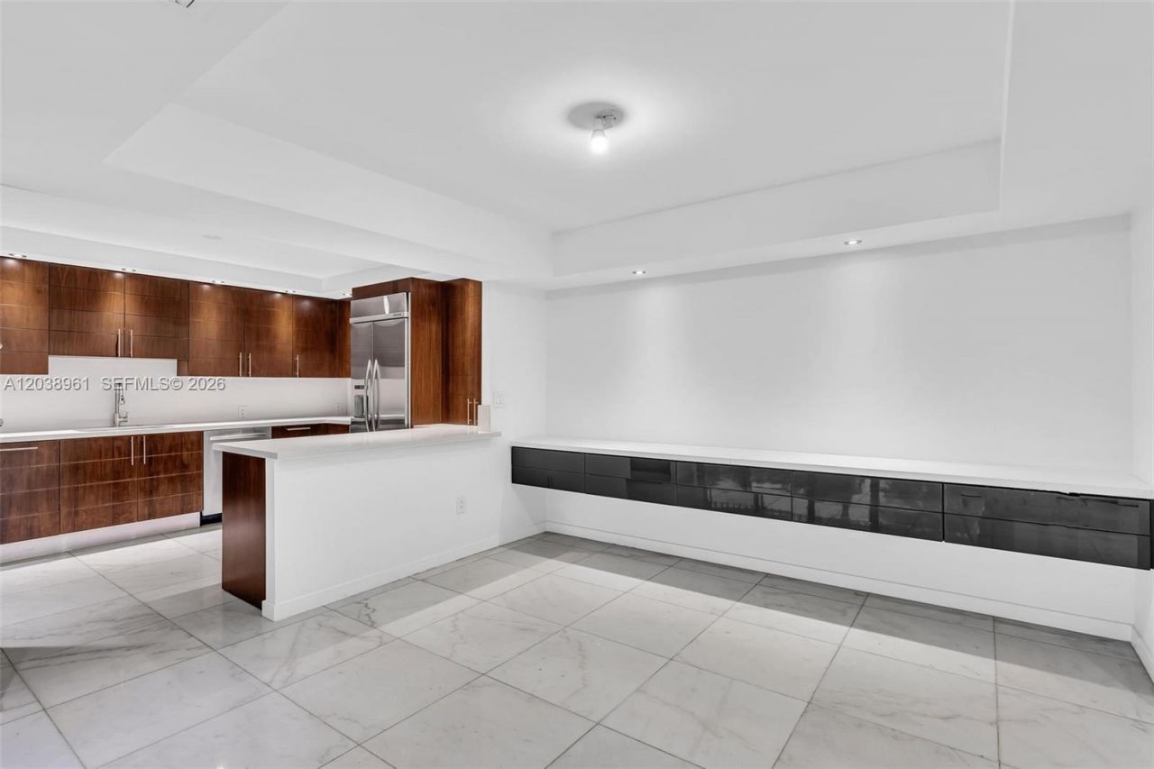 2 Grove Isle Dr, Unit B205, Miami, FL 33133 Photo