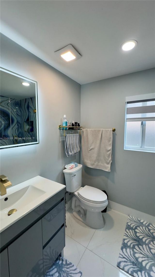 937 NE 35th Ave , Homestead, FL 33033 Photo