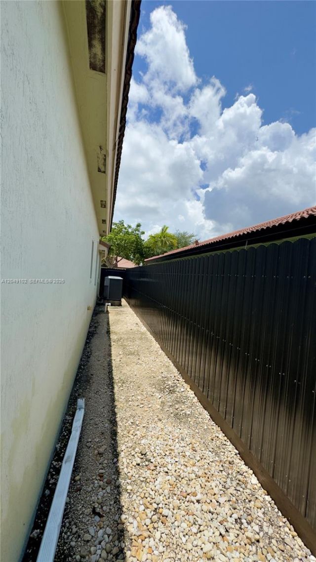 937 NE 35th Ave , Homestead, FL 33033 Photo