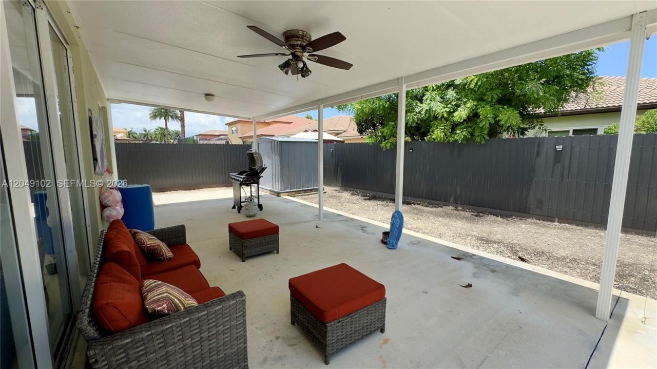 937 NE 35th Ave , Homestead, FL 33033 Photo